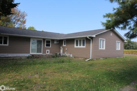 335 E Lyons Street Garner IA 50438