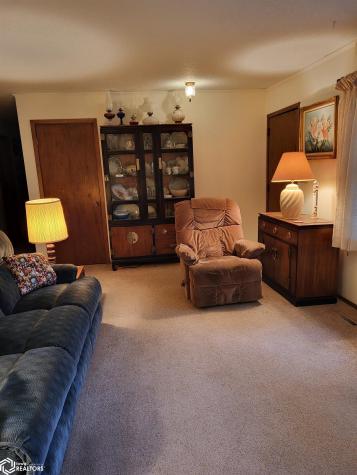 1809 E Locust Algona IA 50511