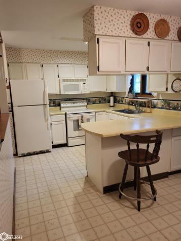 1809 E Locust Algona IA 50511