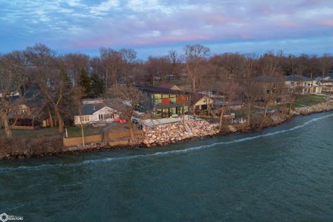 15476 Dodge Avenue Clear Lake IA 50428