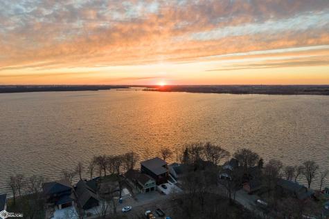 15476 Dodge Avenue Clear Lake IA 50428