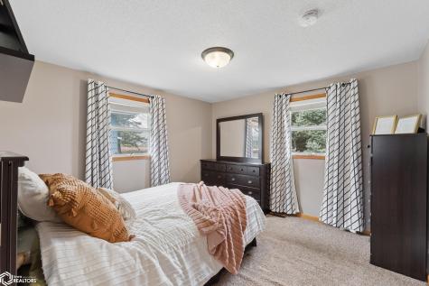 706 6th Street SE Mason City IA 50401