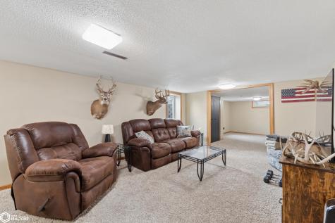 706 6th Street SE Mason City IA 50401