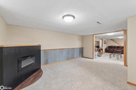 706 6th Street SE Mason City IA 50401