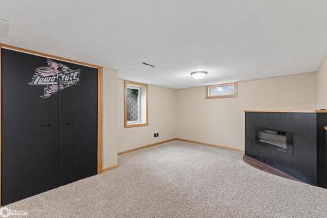 706 6th Street SE Mason City IA 50401