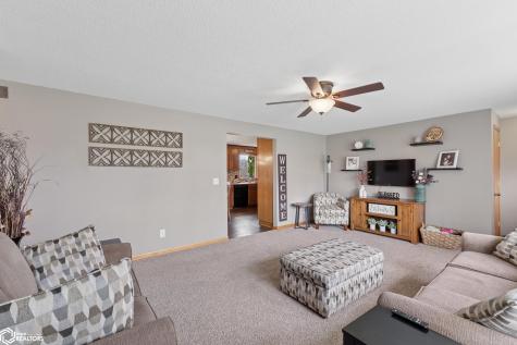 706 6th Street SE Mason City IA 50401