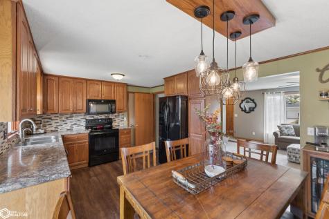 706 6th Street SE Mason City IA 50401