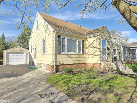 722 10th Street NE Mason City IA 50401
