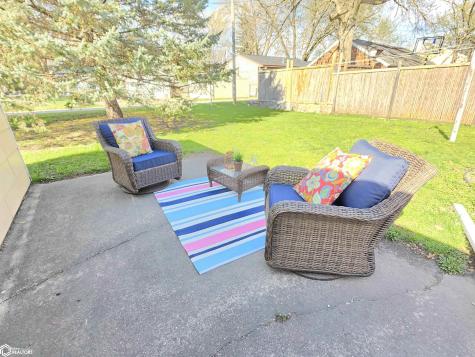 722 10th Street NE Mason City IA 50401