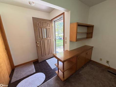 208 7th Street SE Hampton IA 50441