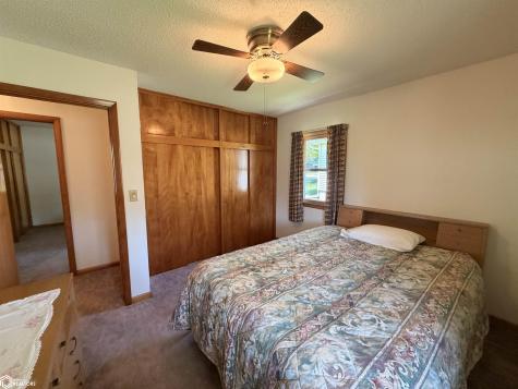 208 7th Street SE Hampton IA 50441