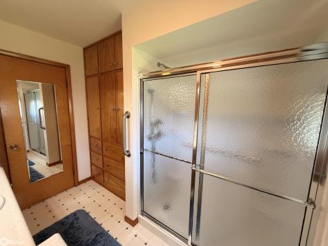 208 7th Street SE Hampton IA 50441