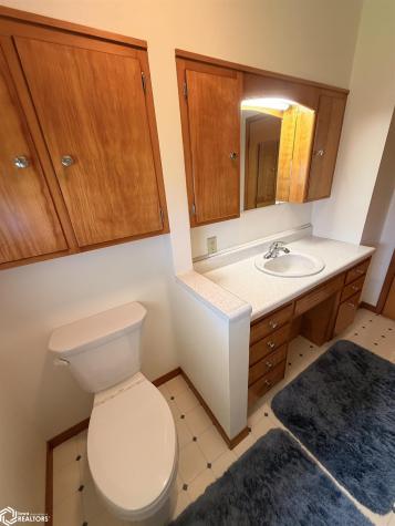 208 7th Street SE Hampton IA 50441