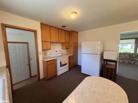 208 7th Street SE Hampton IA 50441