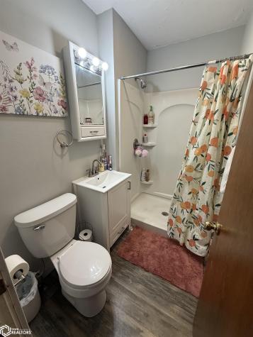 400 S 9th Street Clear Lake IA 50428