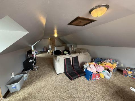 400 S 9th Street Clear Lake IA 50428