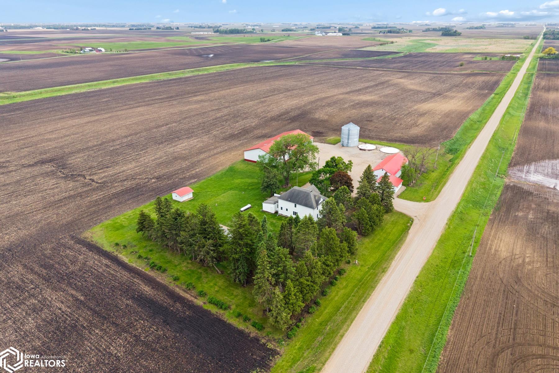2480 Palm Avenue Garner IA 50438