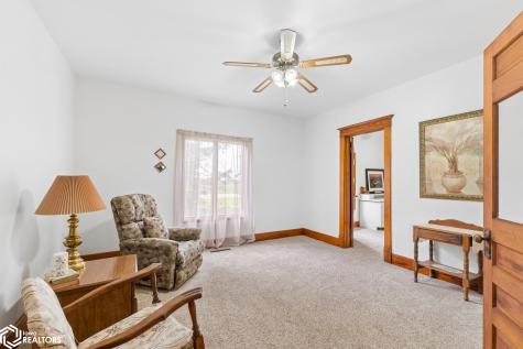 2480 Palm Avenue Garner IA 50438