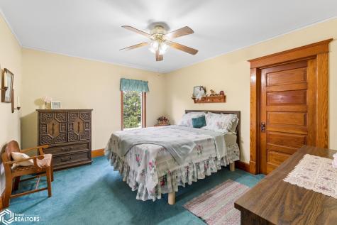 2480 Palm Avenue Garner IA 50438