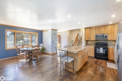 16 Lexington Square Mason City IA 50401