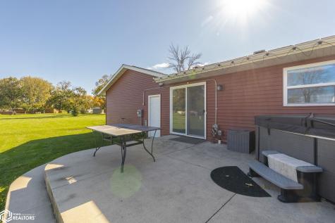 16 Lexington Square Mason City IA 50401