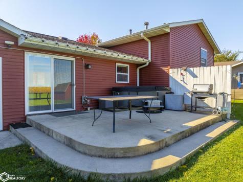 16 Lexington Square Mason City IA 50401