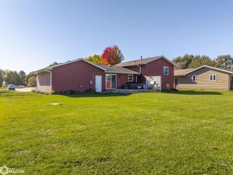 16 Lexington Square Mason City IA 50401