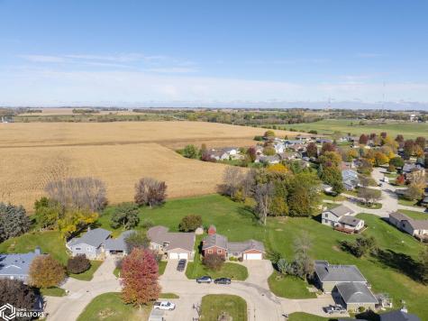 16 Lexington Square Mason City IA 50401