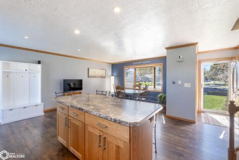 16 Lexington Square Mason City IA 50401