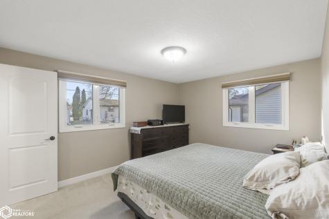 1621 7th Place SW Mason City IA 50401