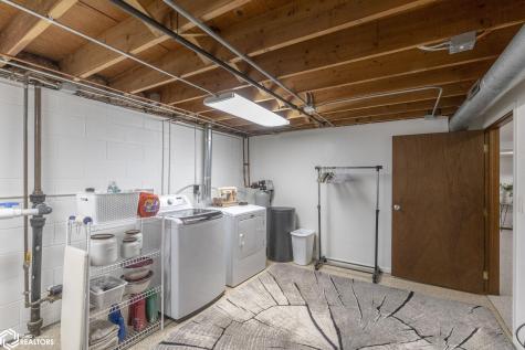 1621 7th Place SW Mason City IA 50401