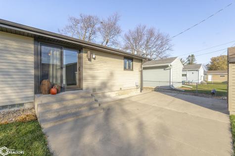 1621 7th Place SW Mason City IA 50401
