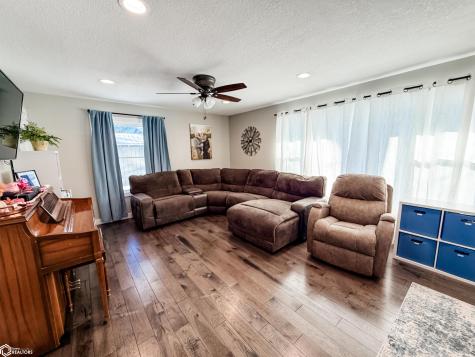 104 Montclare Lane Belmond IA 50421