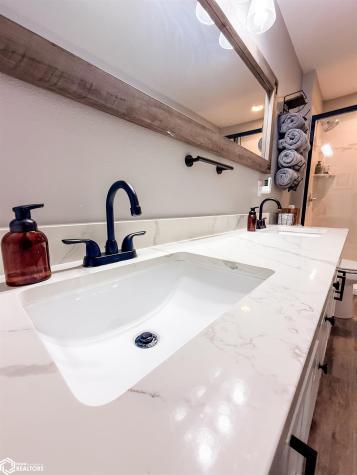 104 Montclare Lane Belmond IA 50421