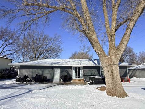 104 Montclare Lane Belmond IA 50421