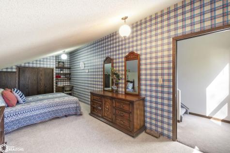 1814 Springview Drive Mason City IA 50401