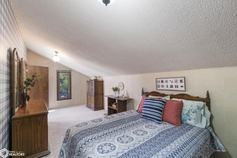 1814 Springview Drive Mason City IA 50401