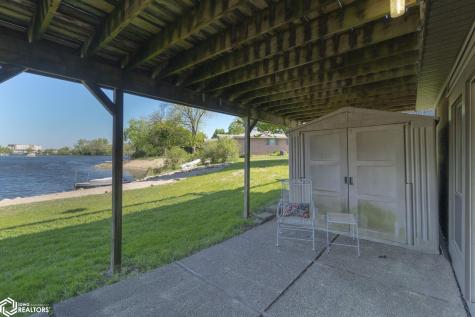 1814 Springview Drive Mason City IA 50401