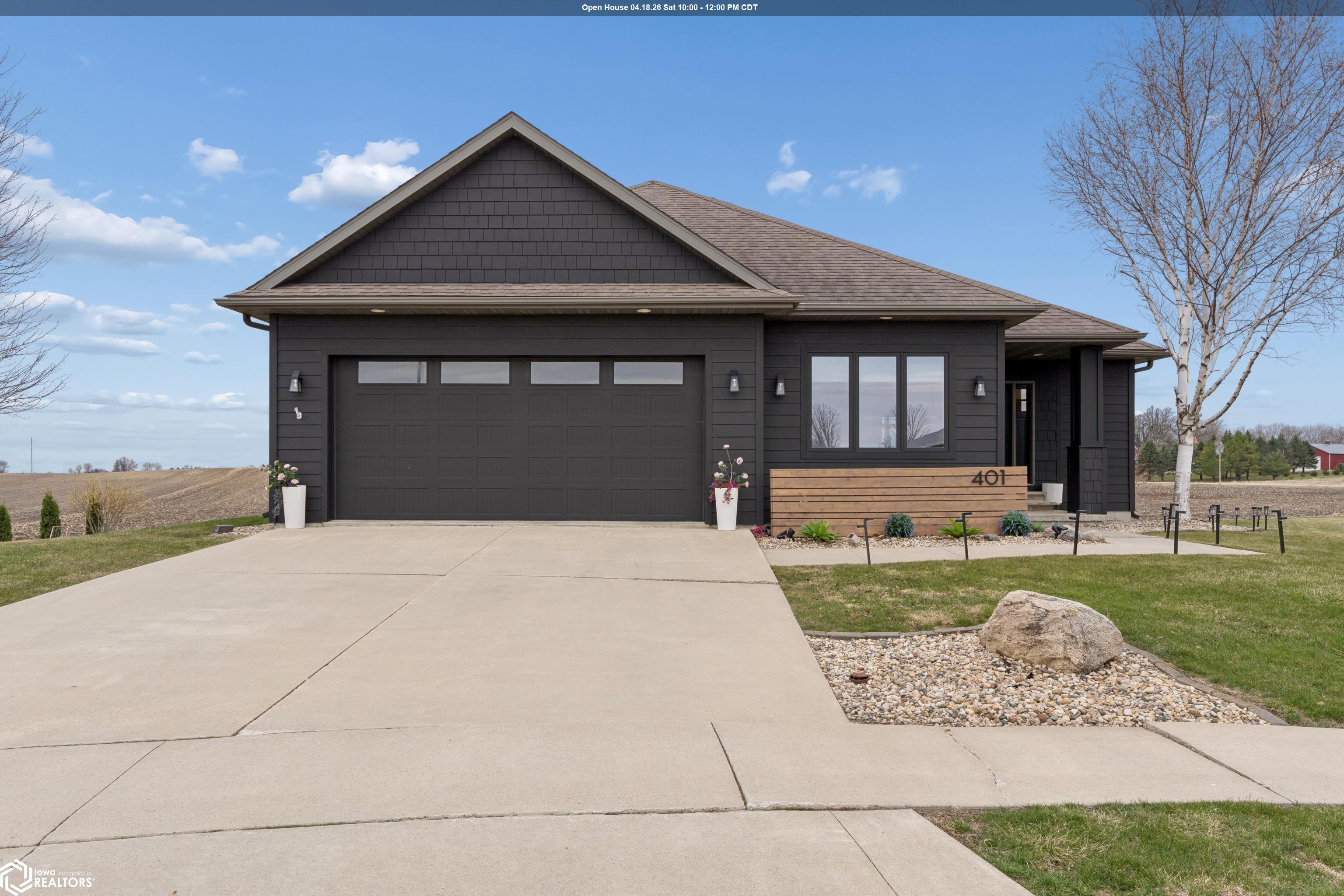 401 Bedford Court Clear Lake IA 50428