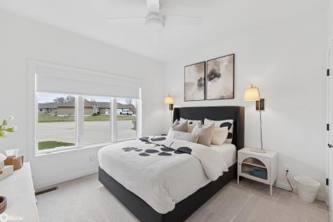 401 Bedford Court Clear Lake IA 50428