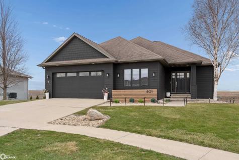 401 Bedford Court Clear Lake IA 50428