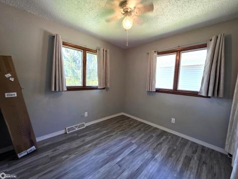 1008 18th Avenue Charles City IA 50616
