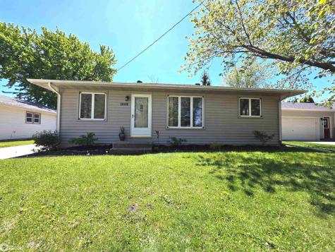 1008 18th Avenue Charles City IA 50616