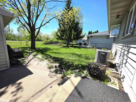 1008 18th Avenue Charles City IA 50616