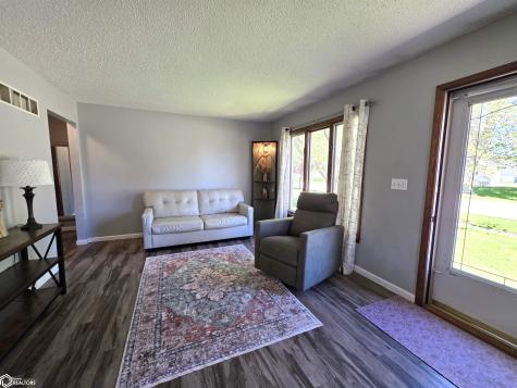 1008 18th Avenue Charles City IA 50616