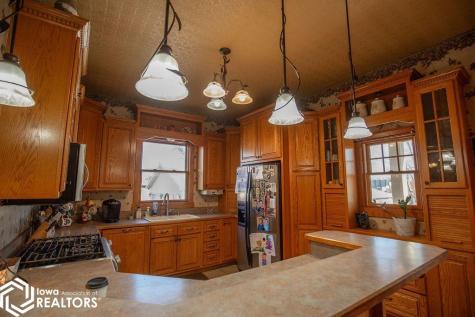 605 E Mcgregor Street Algona IA 50511