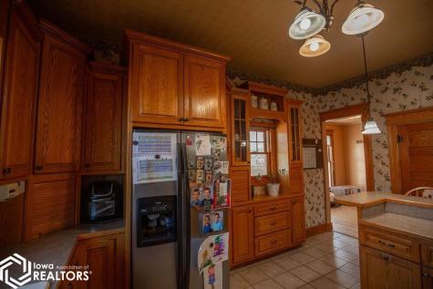605 E Mcgregor Street Algona IA 50511