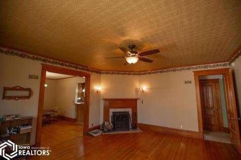605 E Mcgregor Street Algona IA 50511