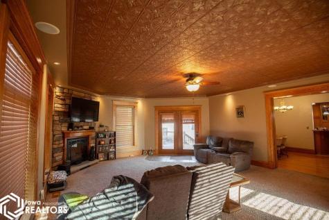 605 E Mcgregor Street Algona IA 50511