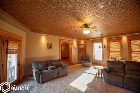 605 E Mcgregor Street Algona IA 50511